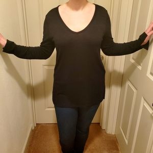 Gap LS Snit Deep V True Black Women's Top